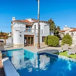 K9 Ortenbach Villa